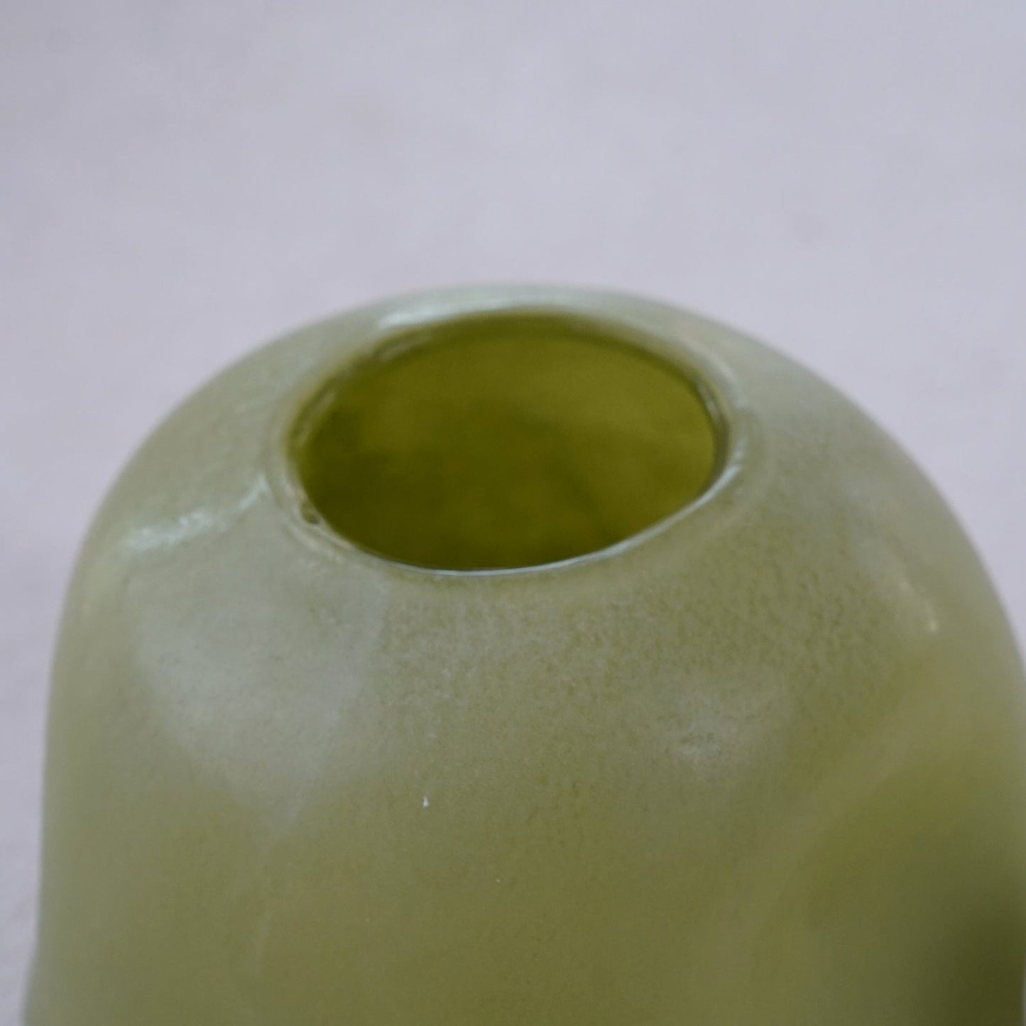 Pistachio Green - Decorative Glass Vase With Lid