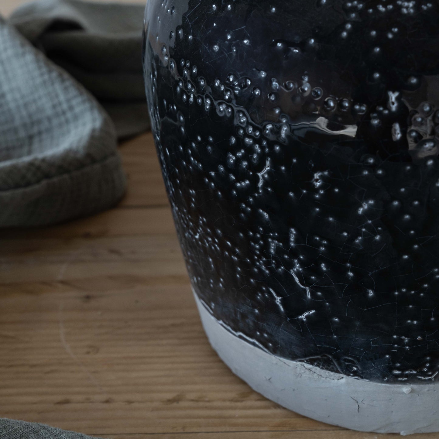 Trinket Decorative Black Ceramic Vase | Flower Pot