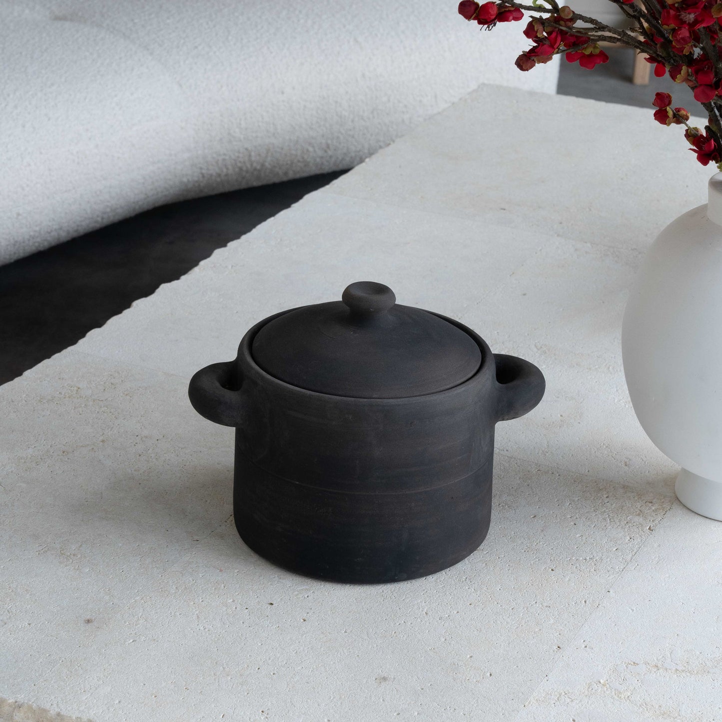 Calyx Pot Decorative Clay Storage Container With Lid