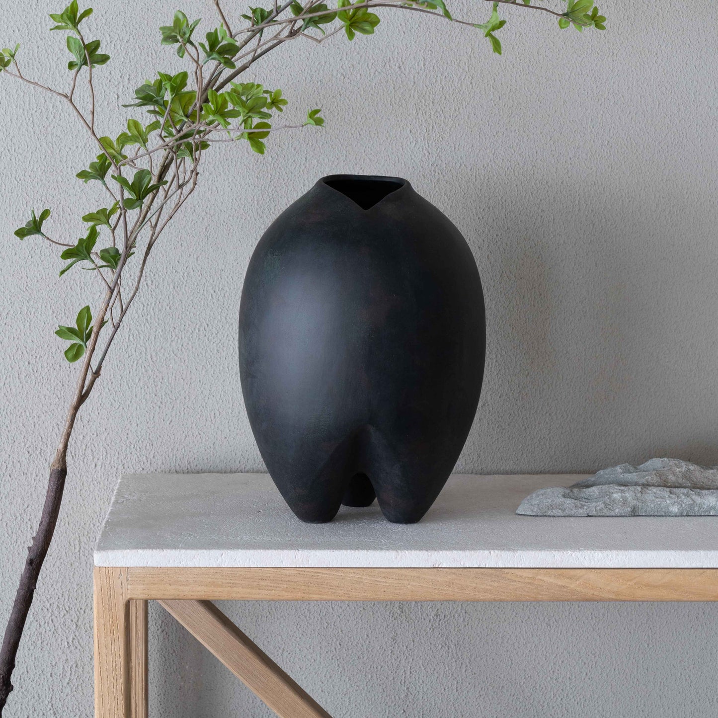 Craft Decorative Modern Ceramic Vase | Flower Pot