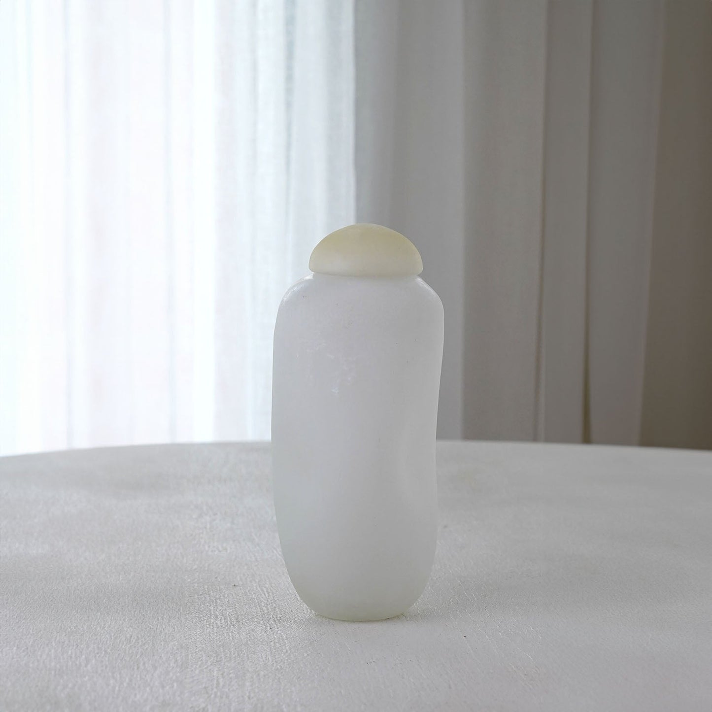 Vanilla White Decorative Glass Vase With Lid